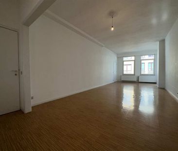 Appartement te huur - Photo 1