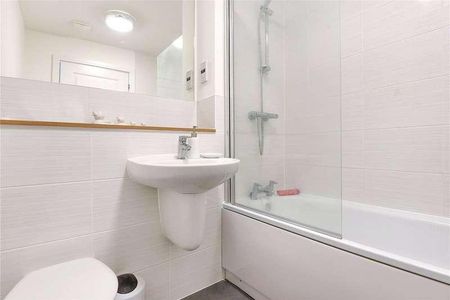 Robert Parker Road, Reading, Berkshire, RG1 - Photo 3
