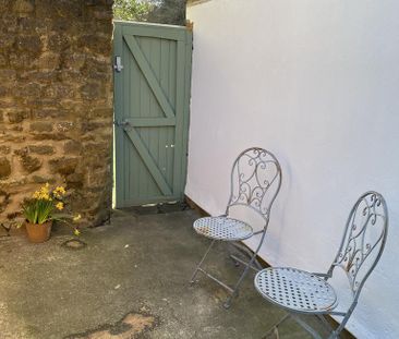 4 bedroom flat share to rent - Photo 2