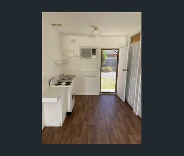 CLEAN & TIDY 2 BR UNIT IN QUIET SINGLE-STORY GROUP, SO CLOSE TO EVE... - Photo 6