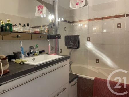 Location Appartement 4 pièces 79m² GIF SUR YVETTE 91190 - Photo 3