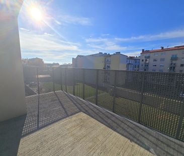 Geförderte, neuwertige 2 Zimmer Wohnung mit großem BALKON in Innenh... - Foto 1