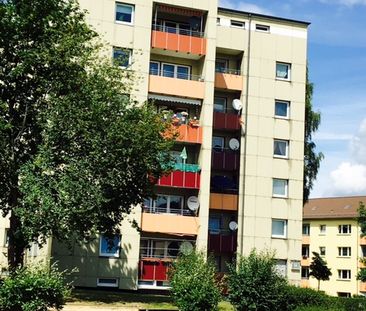 Verkehrsgünstig gelegene Wohnung mit Balkon - Foto 2