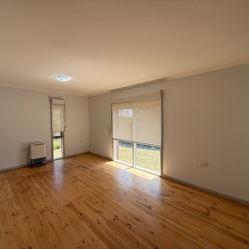 Three Bedroom Home Located in Quiet Cul-De-Sac - Photo 1