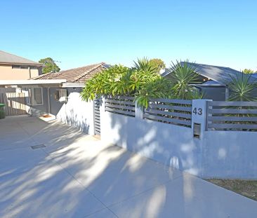 43 Ochiltree Way, Kardinya WA 6163 - Photo 3