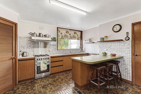 4 Broadhurst Avenue, Reservoir - Photo 2