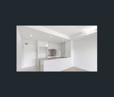 Low-Maintenance Lifestyle in a Convenient Mitcham Setting - Photo 3