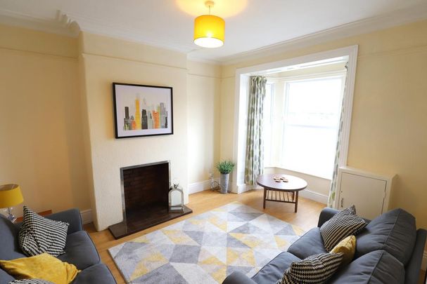 4 bedroom terraced house to rent - Photo 1