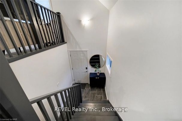 For Lease - 4102 Portage Road, Niagara Falls, Ontario - Photo 1