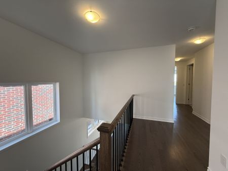 For Lease - 3437 Deepglade Path Unit# Main and 2nd floor, Pickering, Ontario - Photo 3