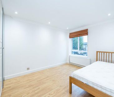 3 bedroom terraced house to rent - Photo 6