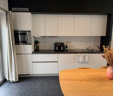 Gezellige studio met ondergrondse staanplaats en berging - Foto 4