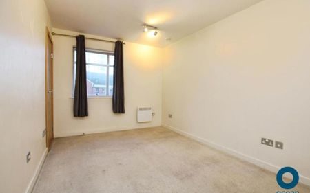 A brilliant one bedroom property in the City Centre within walking distance to the waterfront and Temple Meads. - Photo 5