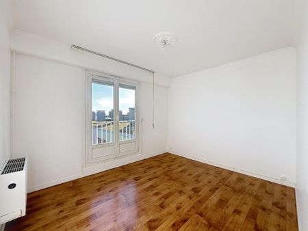 Location Appartement 2 pièces 57m² LE GRAND QUEVILLY 76120 - Photo 4