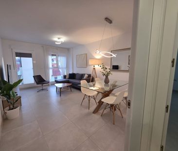 Piso En alquiler Avenida Reina Sofia 12, Puerto de Estepona - Photo 2