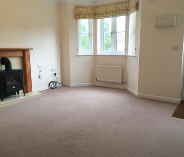 3 bedroom semi-detached house to rent - Photo 2