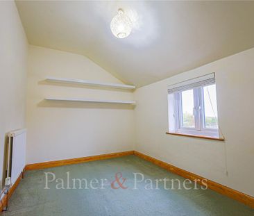 3 bedroom detached house to rent - Photo 3