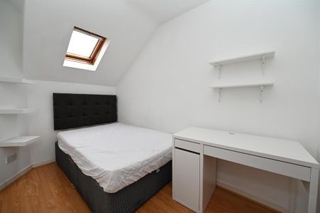 11b Eglantine Gardens, Belfast, BT9 6EZ - Photo 4