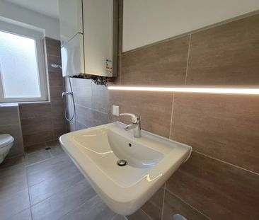 Frisch Saniert! Möbel rein! Zuhause! - Photo 1