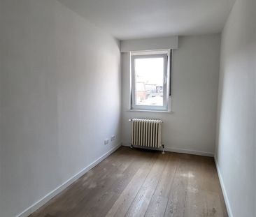 Appartement met 2 slaapkamers + garage - Photo 2