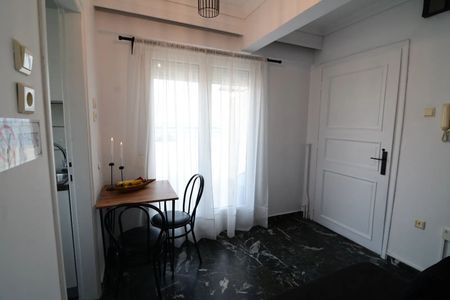 Studio/Γκαρσονιέρα για ενοικίαση Κέντρο (Καβάλα) - Photo 3