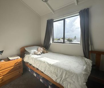 Charming Furnished Home - Photo 5