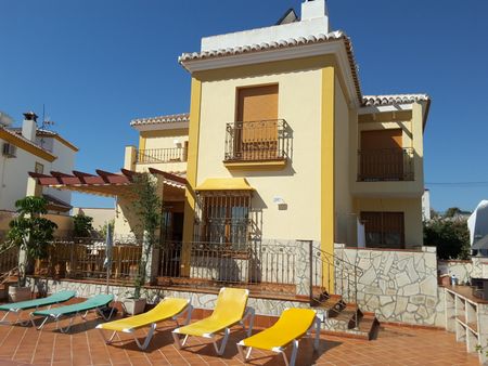 For rent for long season stunning villa 5 min. from Nerja - Photo 2