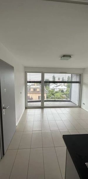 Joli studio avec balcon et cuisine aménagée - Photo 1