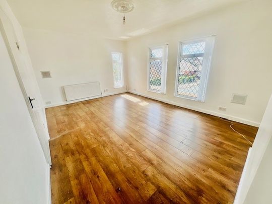 2 bedroom flat to rent PONTEFRACT ROAD, CASTLEFORD, WF10 4BA - Photo 1