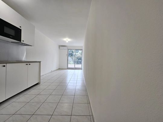 Location Appartement 1 pièce 20m² NICE 06000 - Photo 1