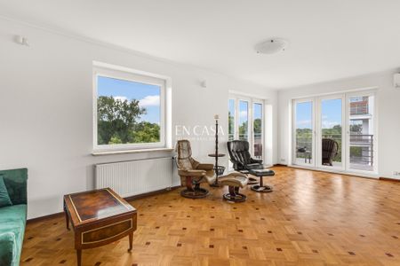 Przestronne 4 pokojowe mieszkanie z 2 tarasami - Zdjęcie 3