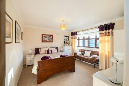 Fairefield Crescent, Glenfield - Photo 3