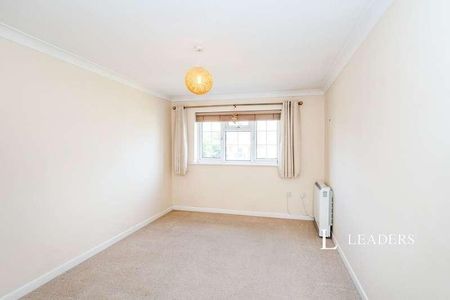 Mark Anthony Court, Hayling Island, PO11 - Photo 5