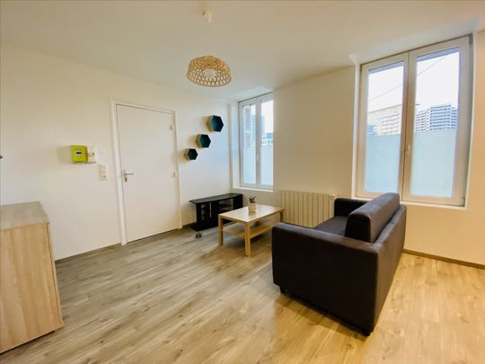 Location Appartement 2 pièces 45m² - Photo 1