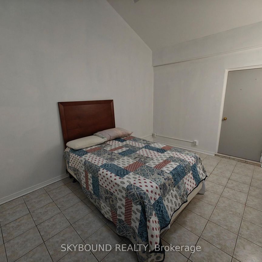 For Lease - 492 Kerr Street Unit# 9, Oakville, Ontario - Photo 1