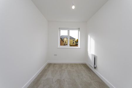 3 bedroom semi-detached house to rent - Photo 4