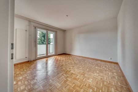 Bel appartement de 2.5 pièces au coeur de Fribourg - Photo 3