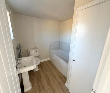 2 bedroom barn conversion to rent - Photo 3