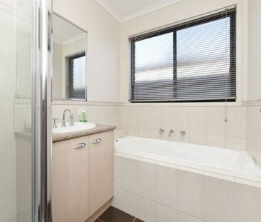 Fantastic Family Home in a Growing, Connected Suburb - Photo 5