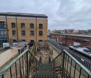 New Cross Road - Photo 4