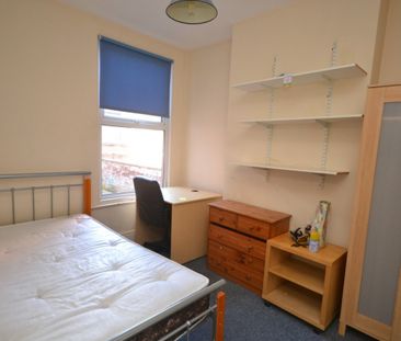 1 bed Mid Terraced House for Rent - Photo 3