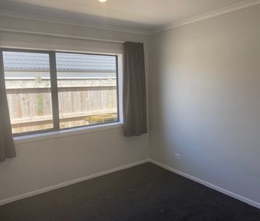 5 Rotorua Grove, Aotea - Photo 3