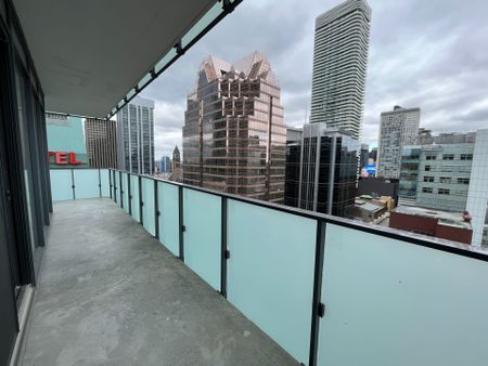 For Lease - 25 Richmond Street Unit# 2112, Toronto, Ontario - Photo 3
