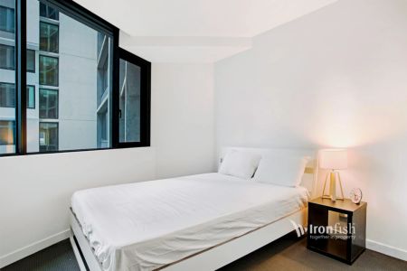 2 Bed, 1 Bath - Photo 5