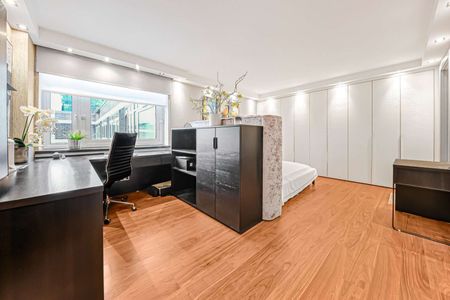 A stunning One-Bedroom Apartment at Nottingham Terrace, London NW1 - Photo 4