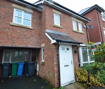 4 bedroom terraced house to rent - Photo 2