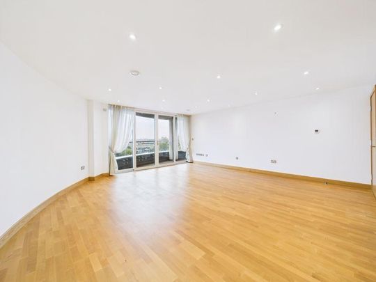 3 bedroom apartment to rent - Photo 1