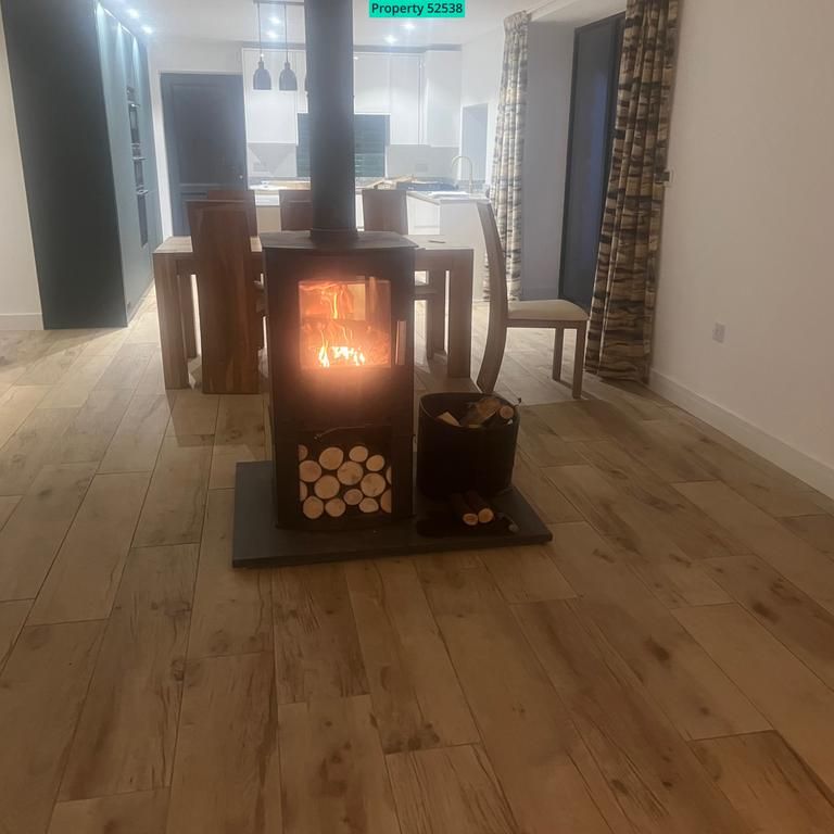 3 bedroom barn conversion to rent - Photo 1