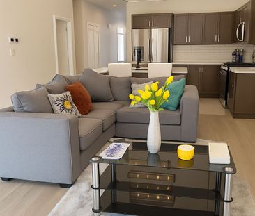 For Lease - 63 Compass Trail Unit# 7, Central Elgin, Ontario - Photo 2