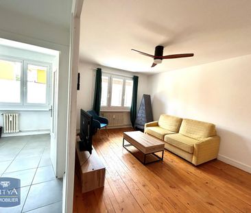 Location Appartement 2 pièces 40m² ST ETIENNE 42000 - Photo 3